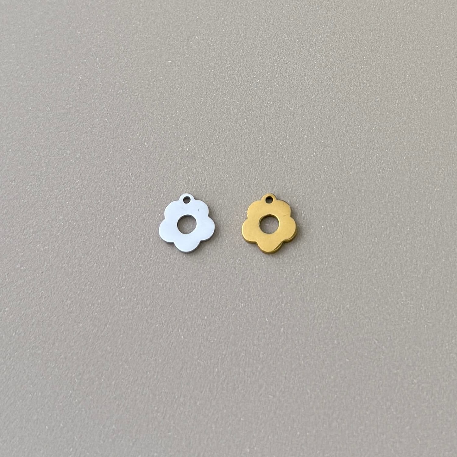 Petite Bloom Disc Charm