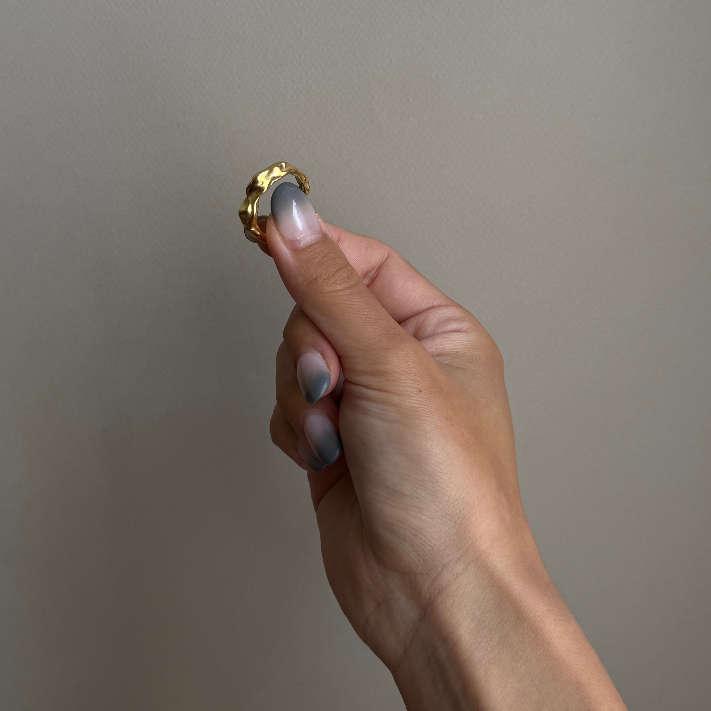Aure Wave Ring