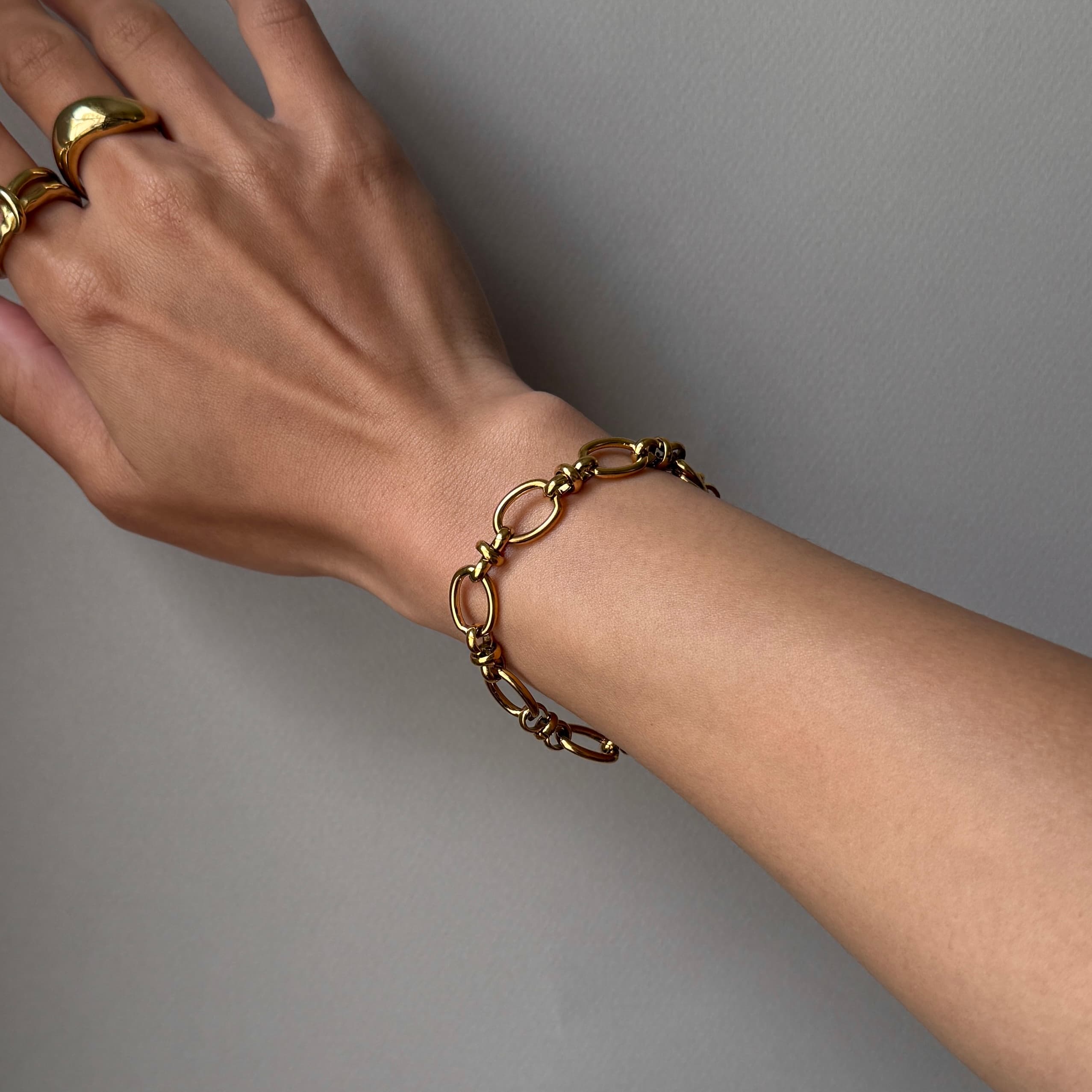 Oval Link Chain Bracelet