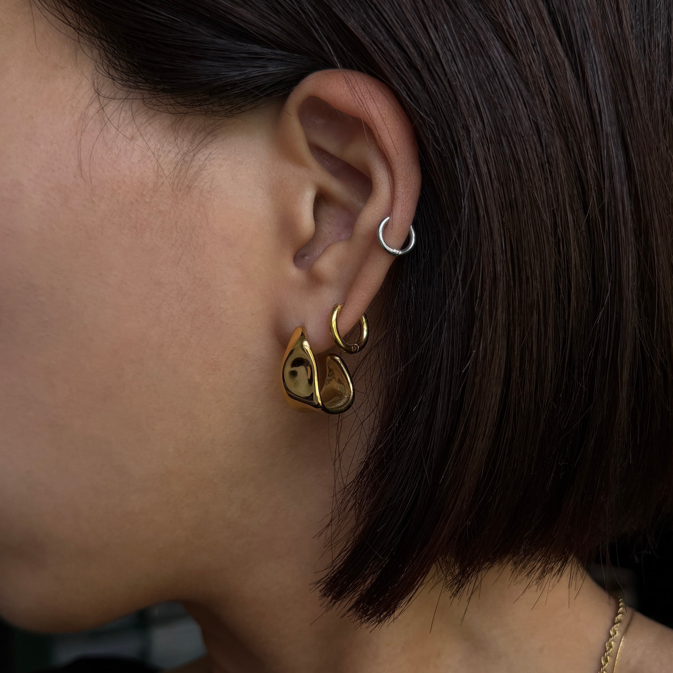 Flowing Form Studs