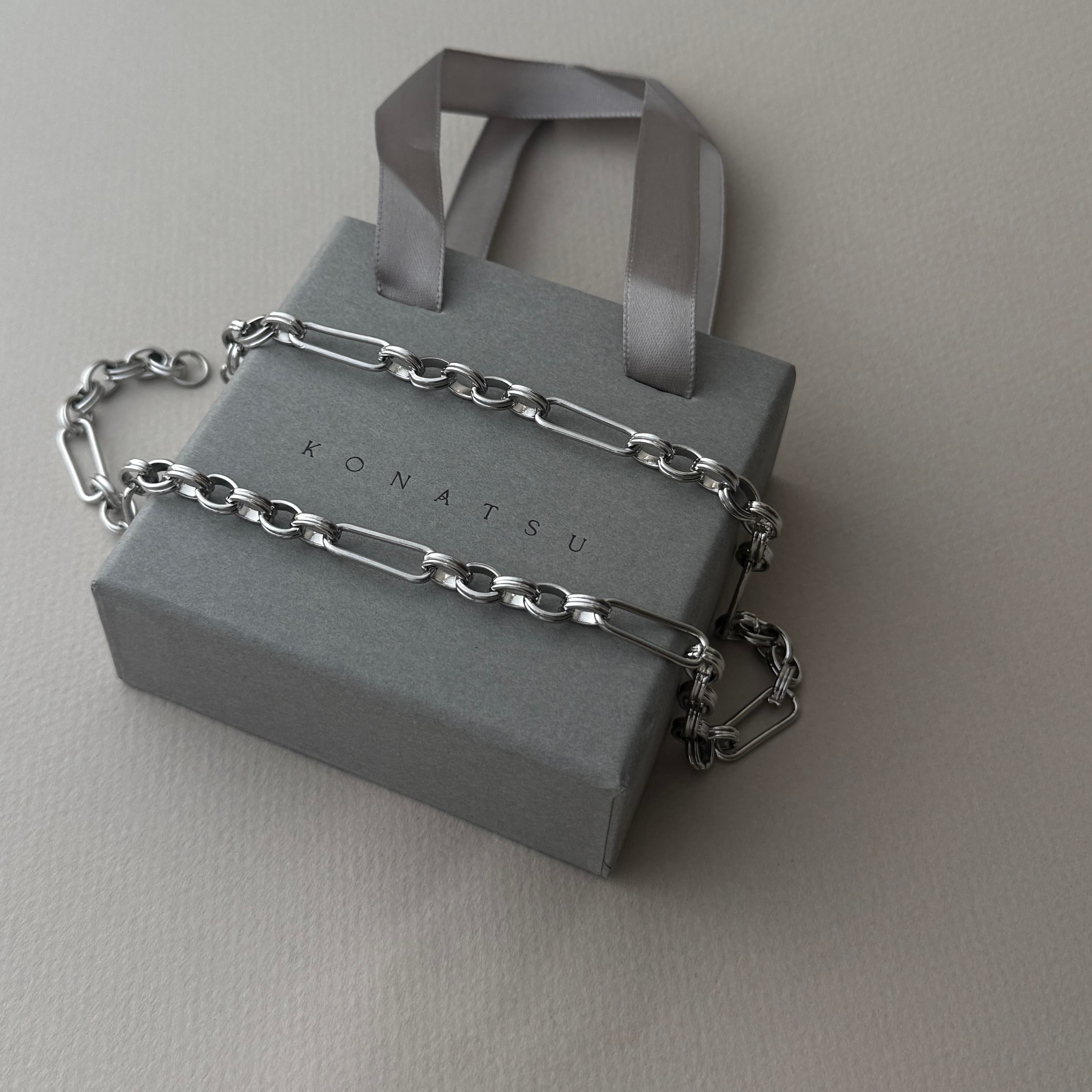 Rectangular Links Chain Necklace