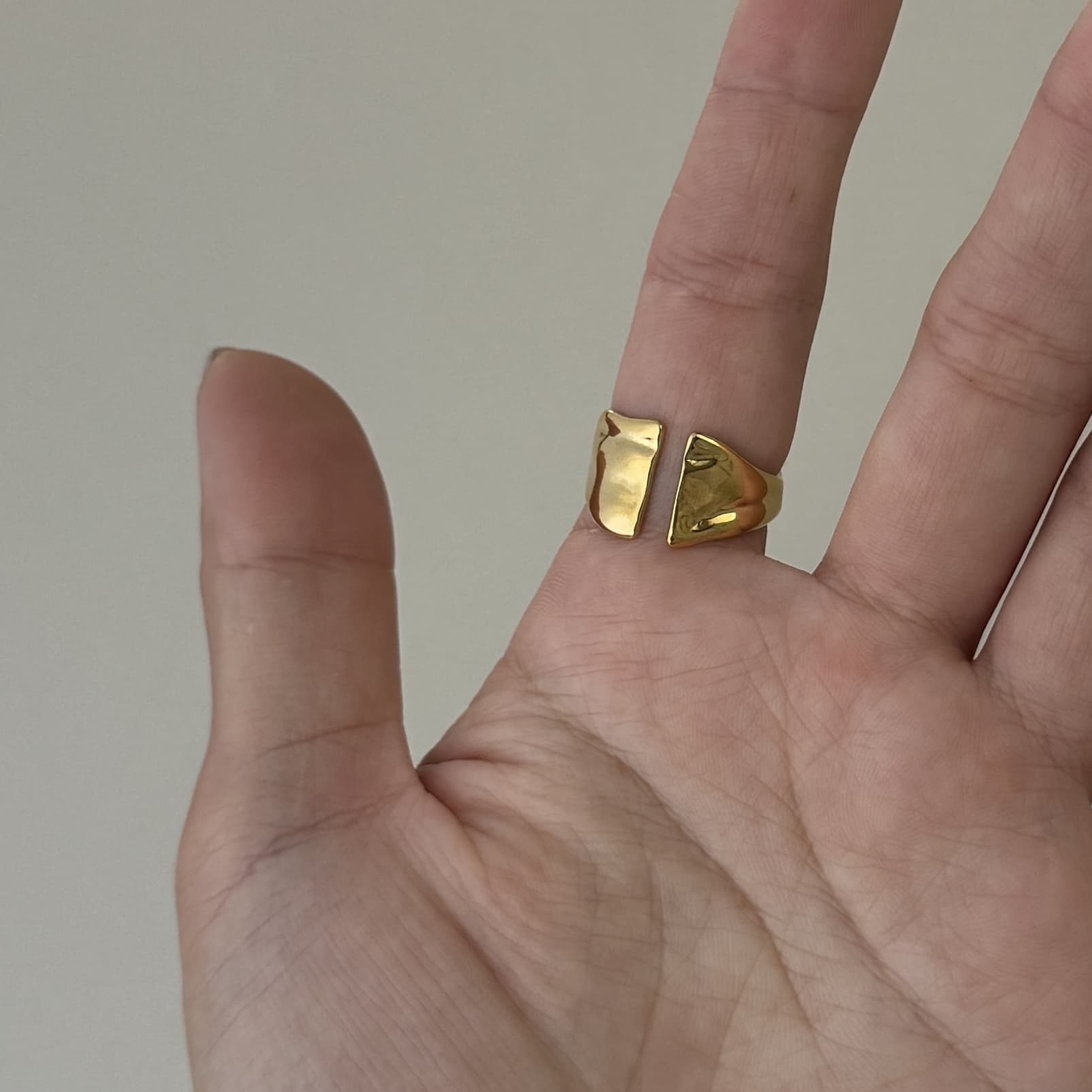 Molten Curve Ring