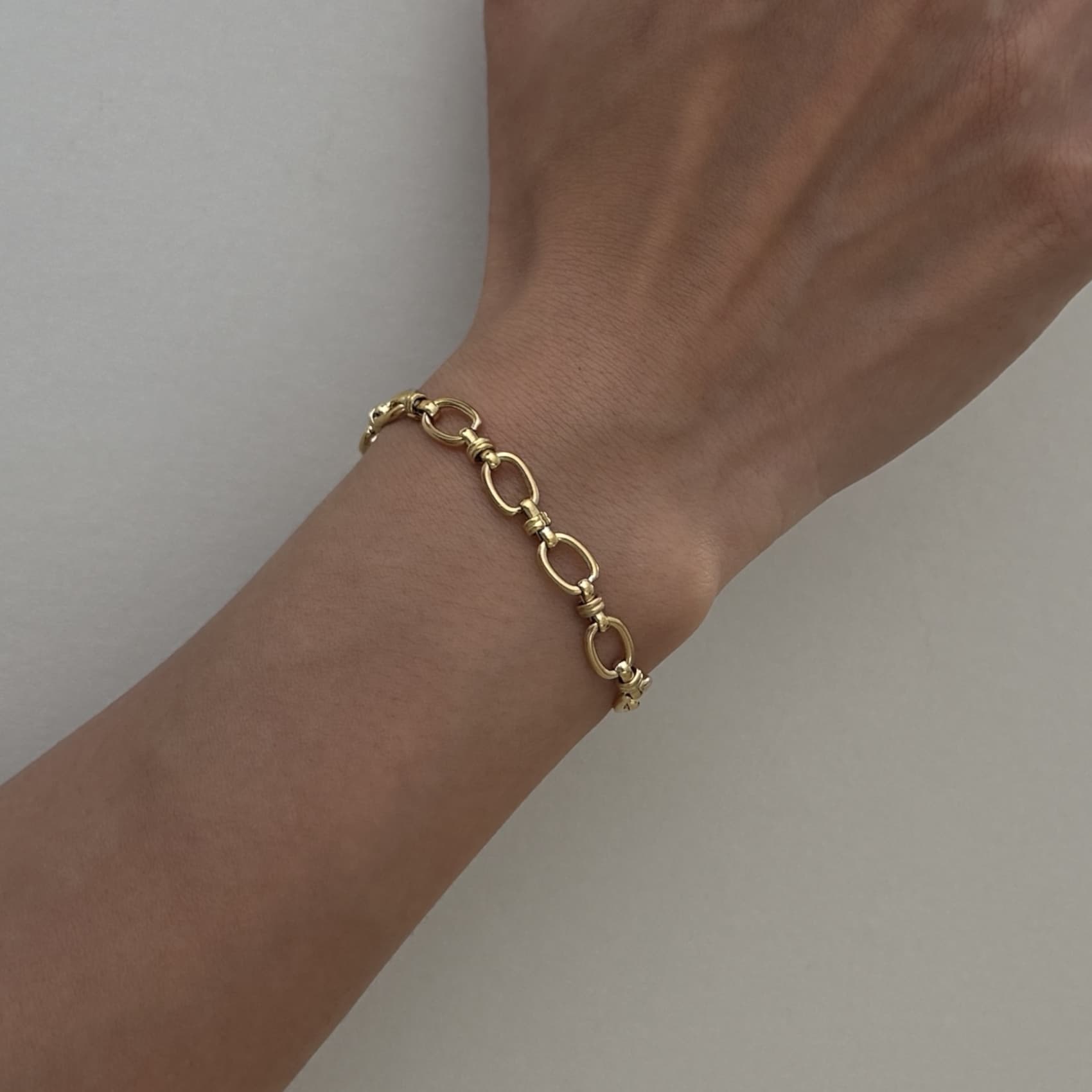 Oval Link Chain Bracelet