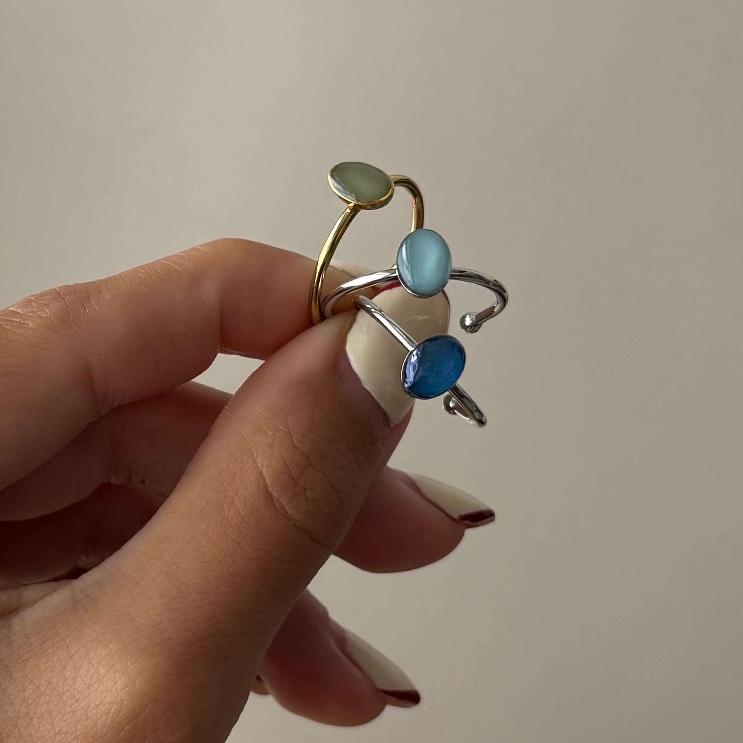 Petite Oval Adjustable Ring