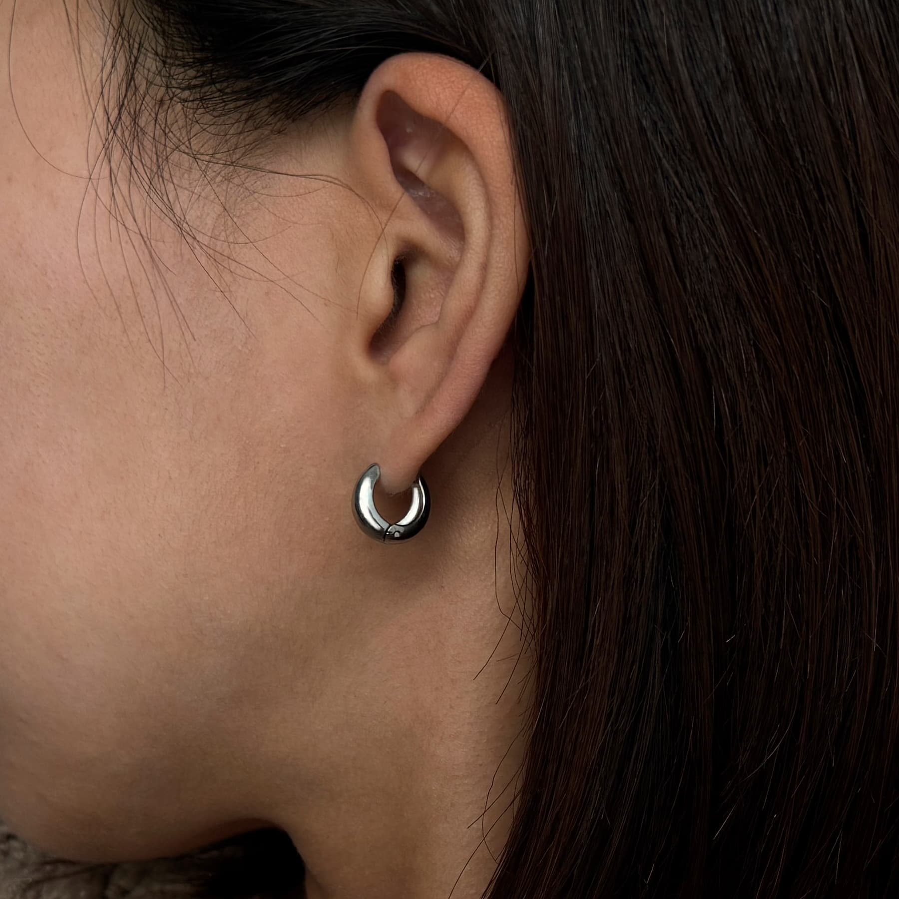 Chunky Petite Hoops