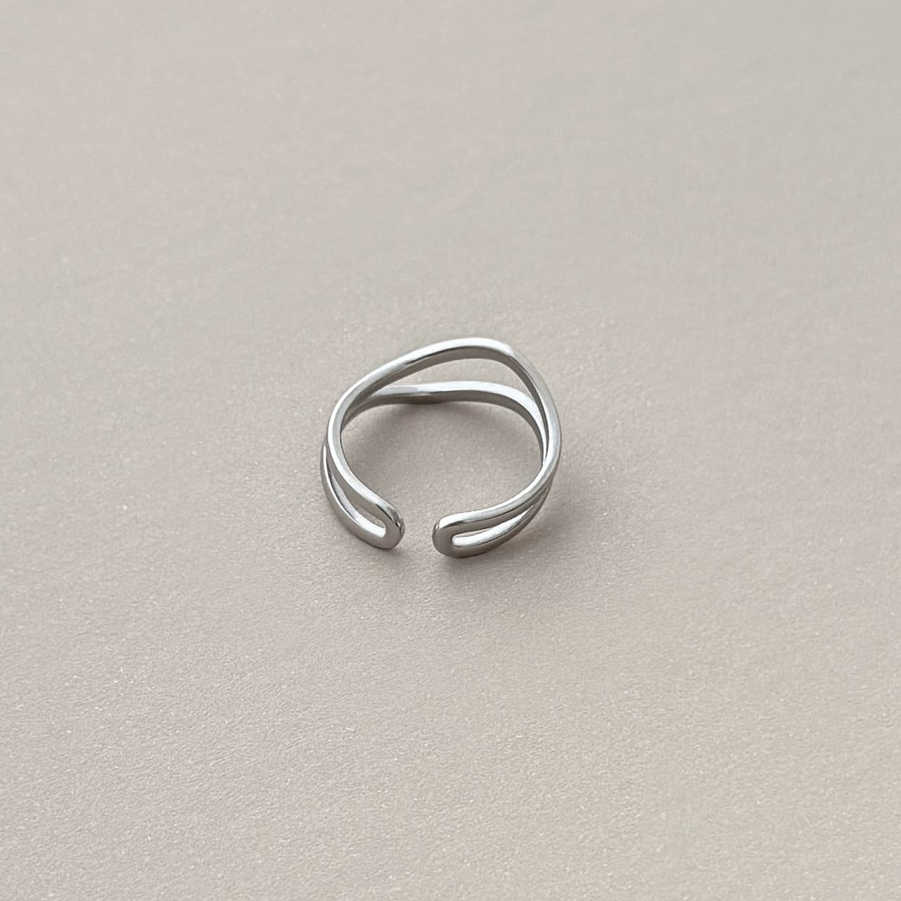 Twin Wave Ring