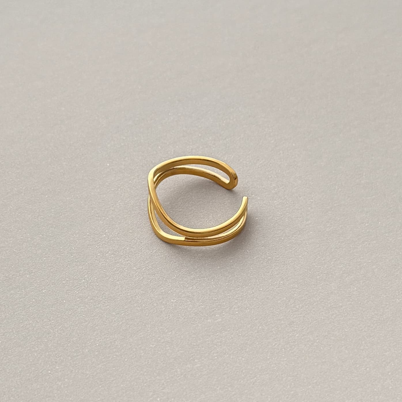 Twin Wave Ring