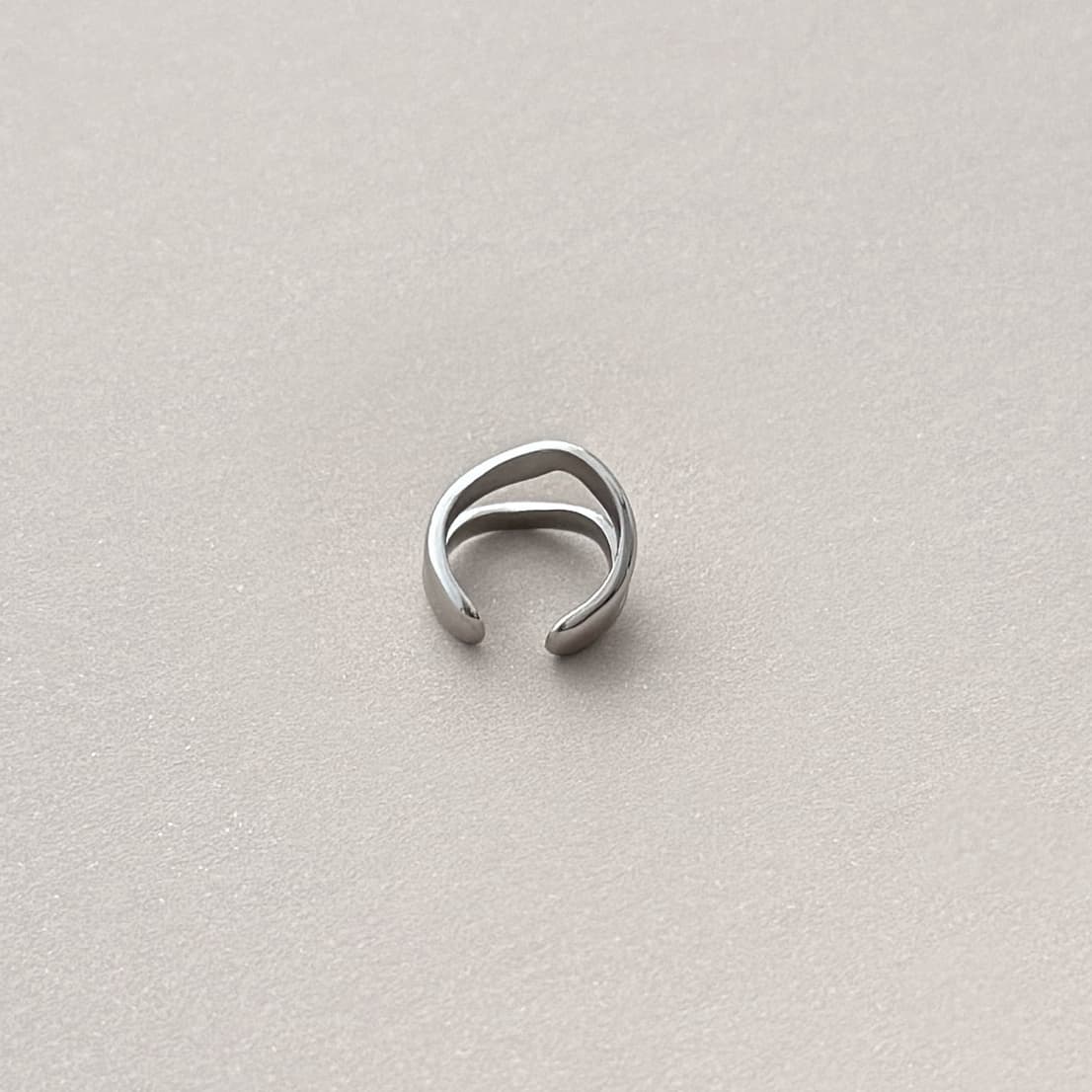 Wave Ear Cuff