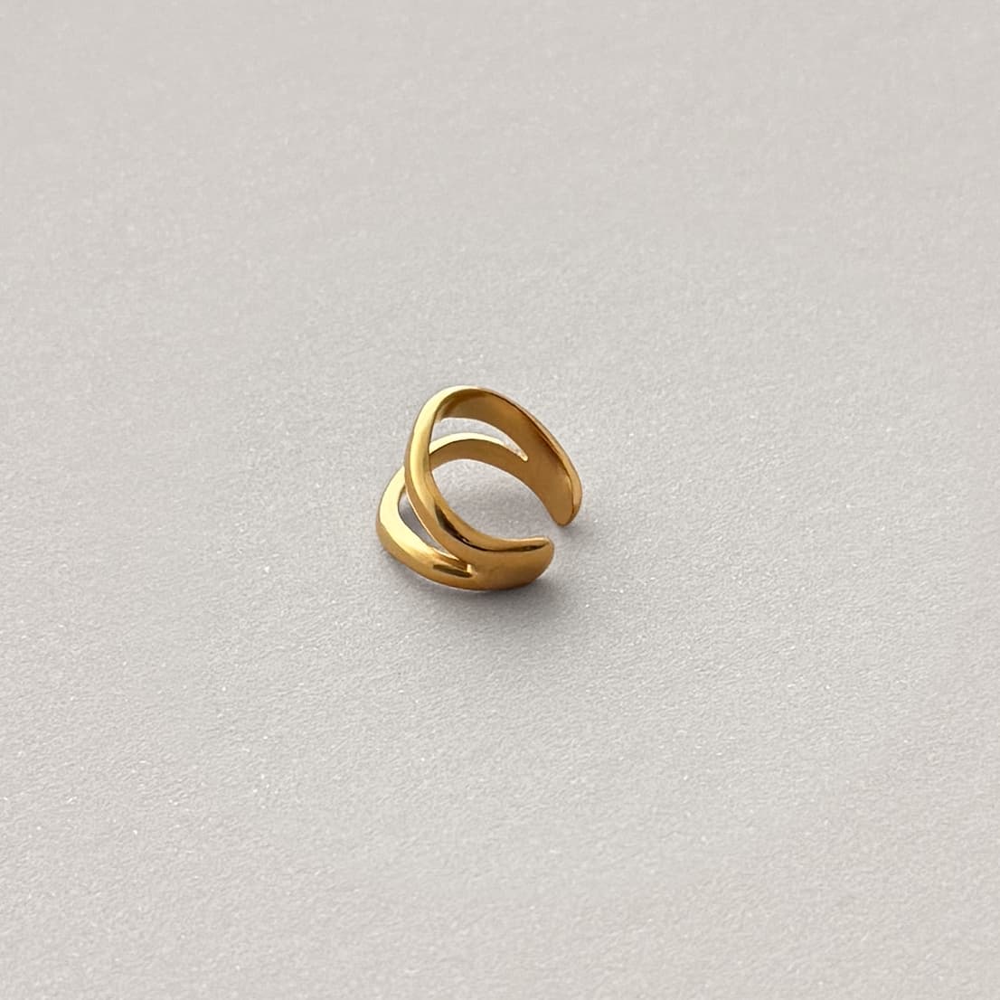 Wave Ear Cuff