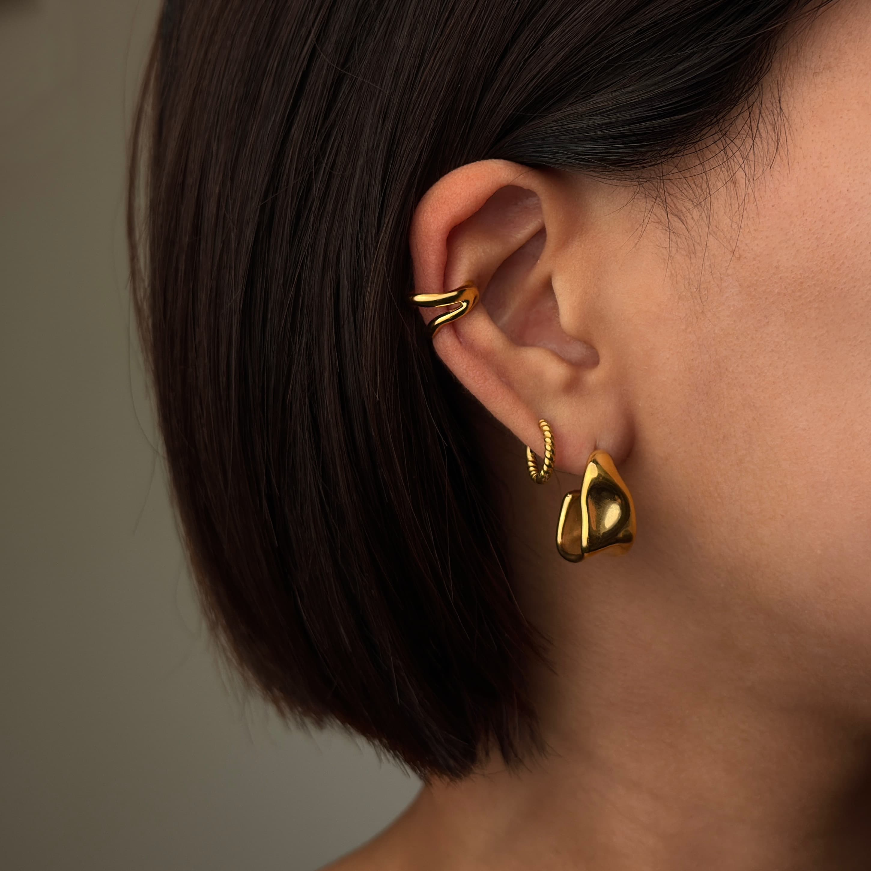 Flowing Form Studs