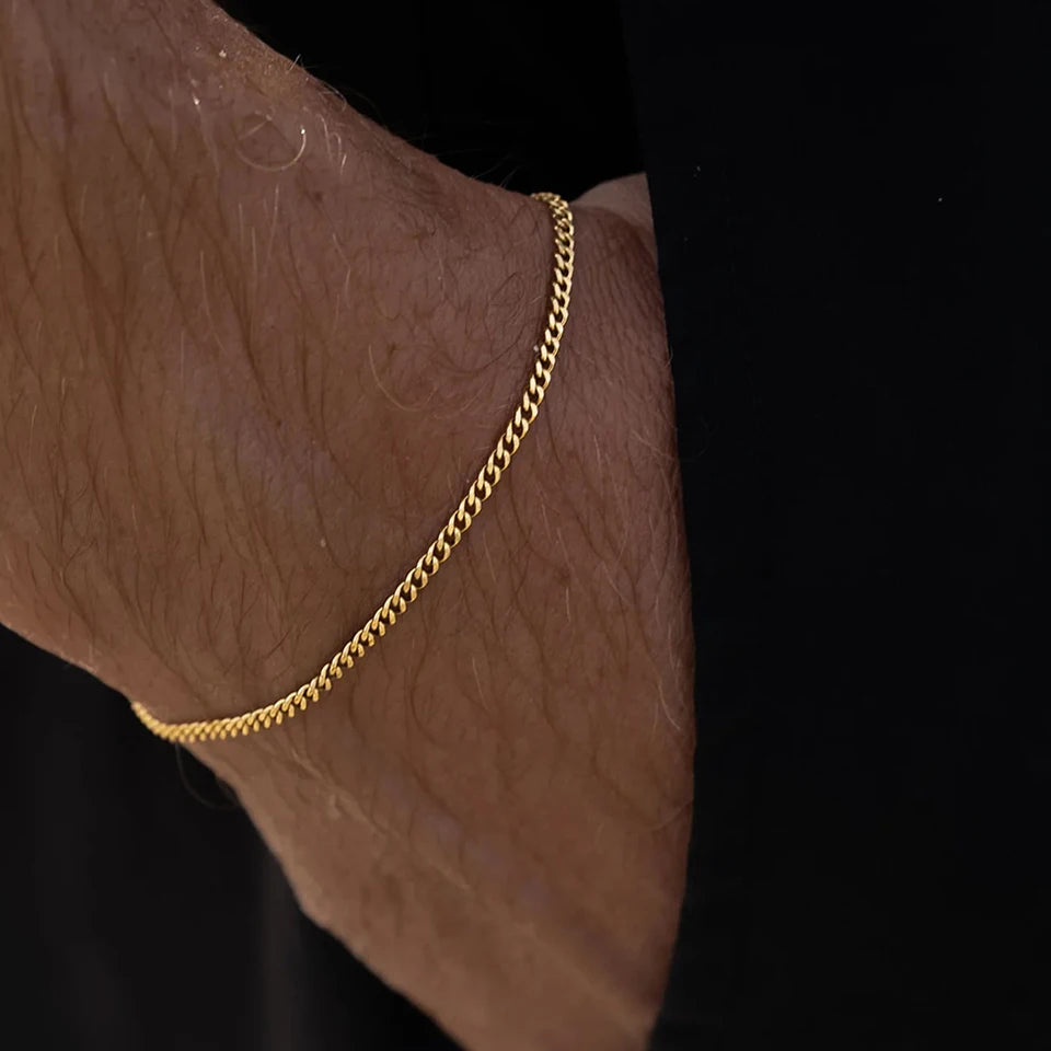 Sleek Curb Chain Bracelet