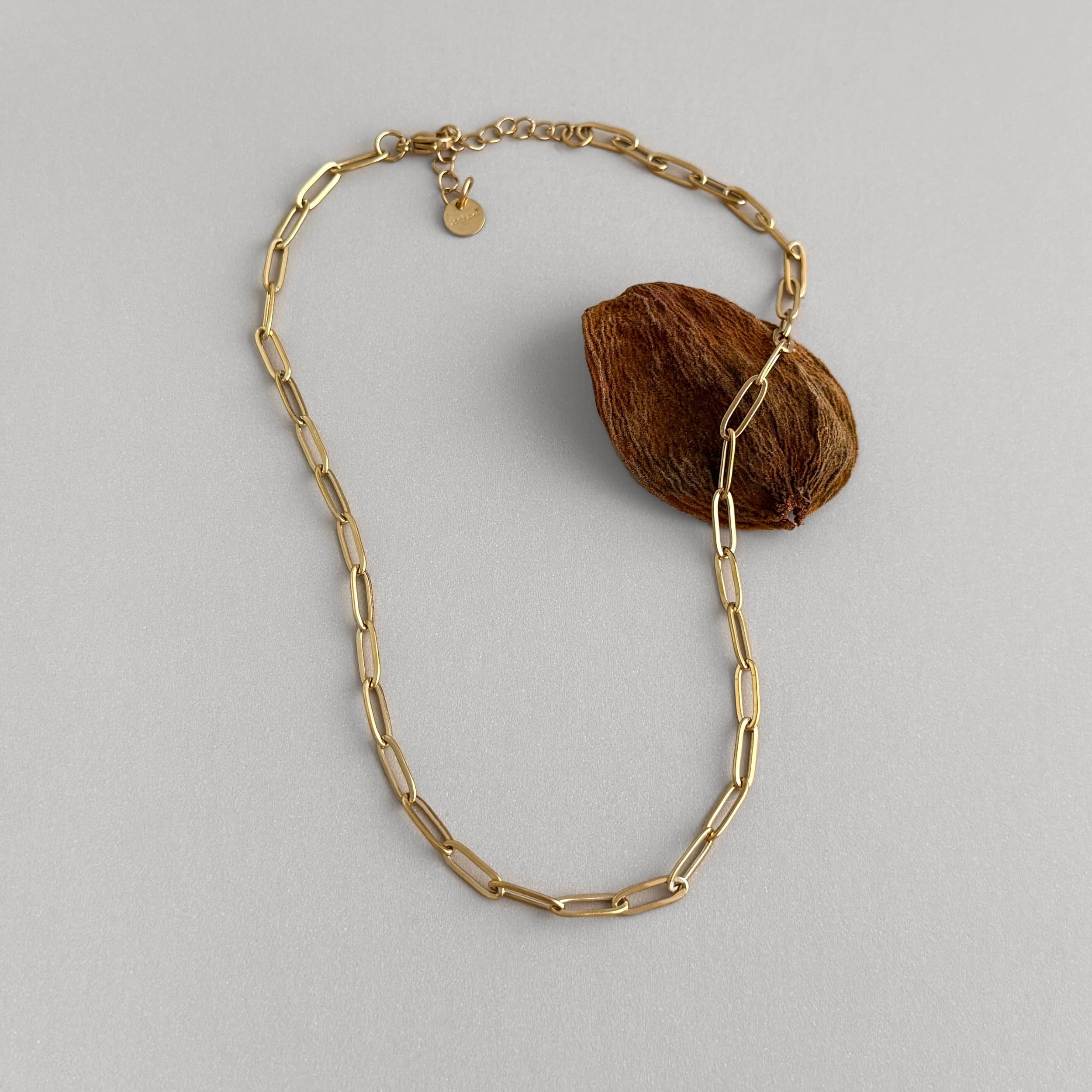 Why We Choose Waterproof Jewellery for Our Store