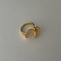 Twisted Wave Ring