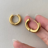 Classic Chunky Hoops