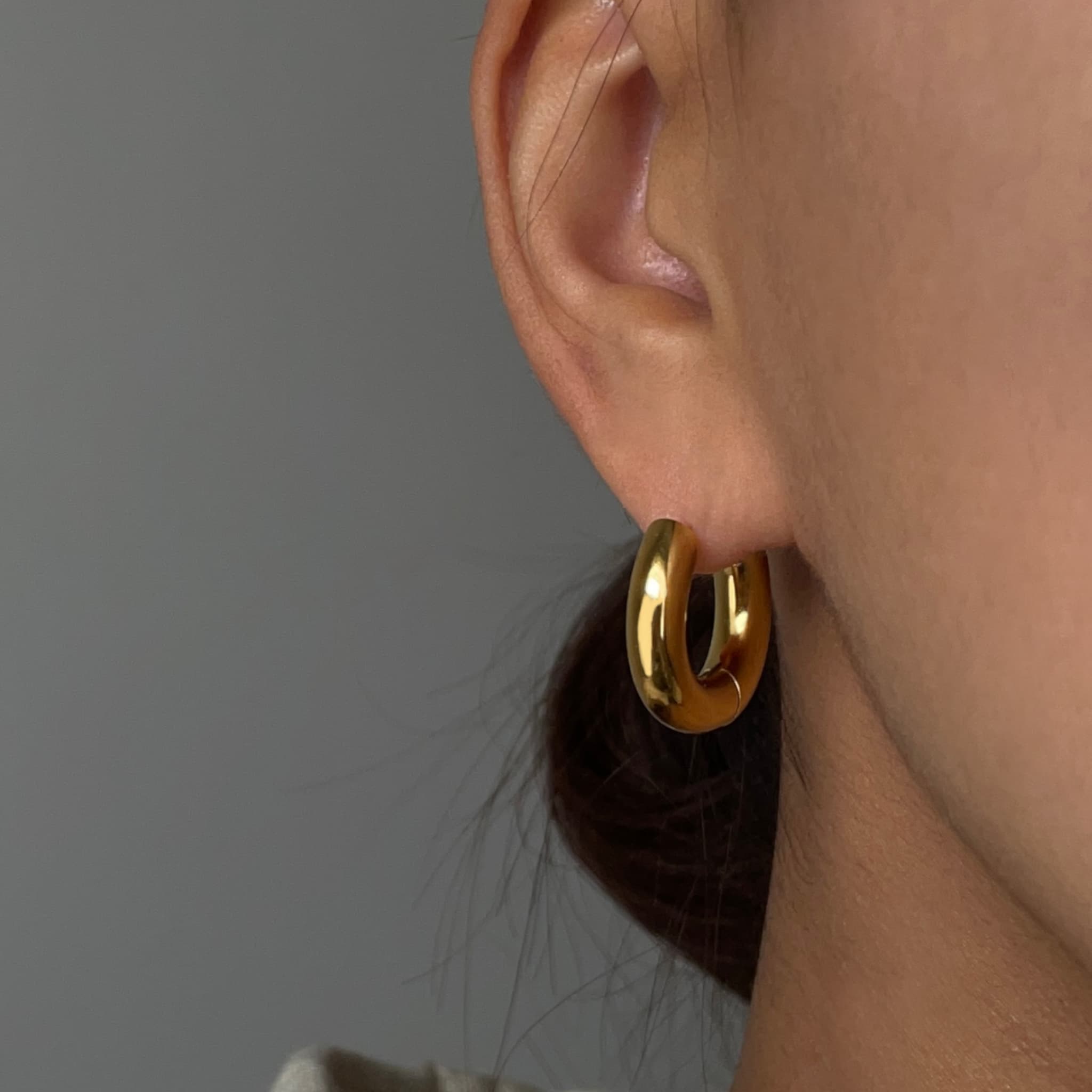 Classic Chunky Hoops
