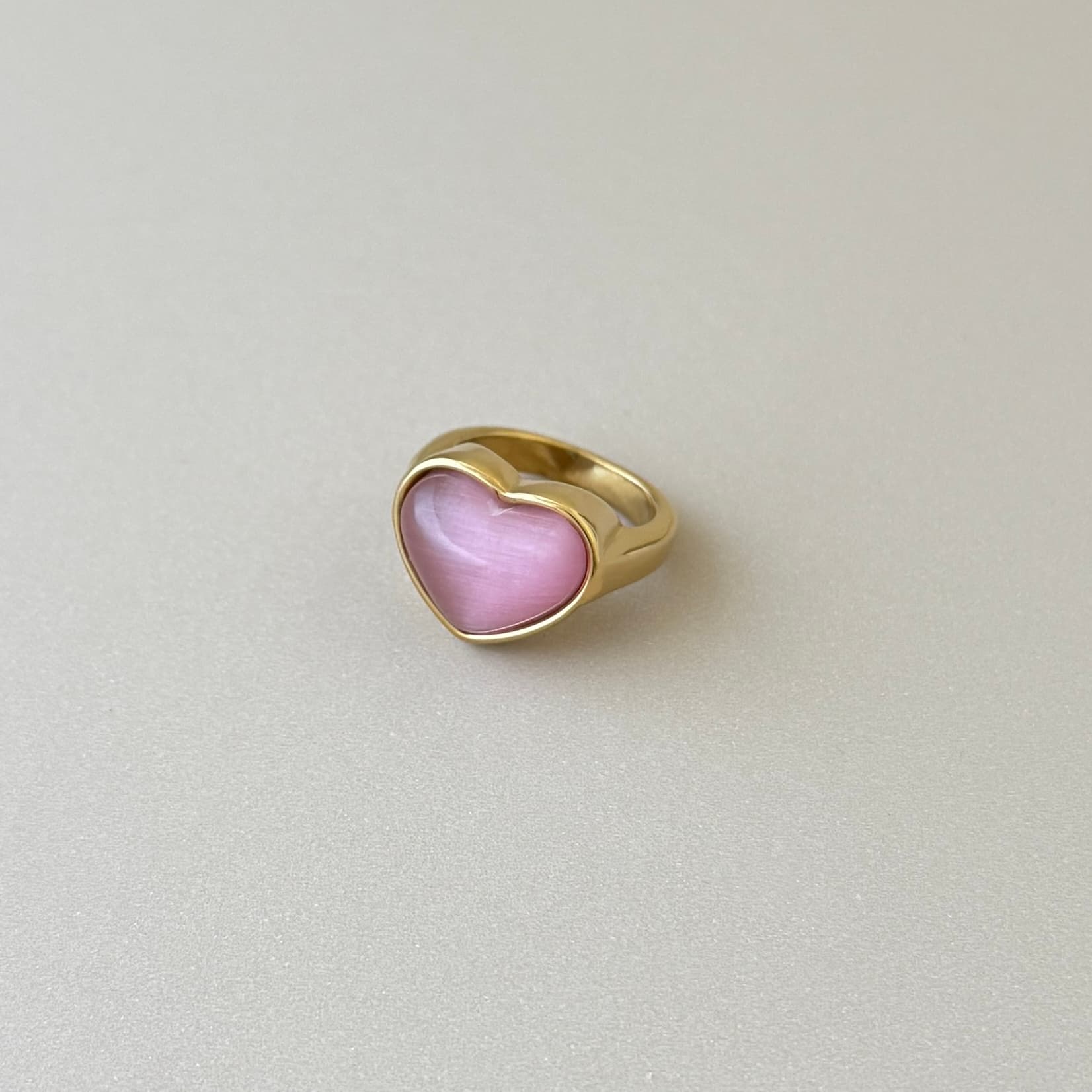 Blushing Heart Ring