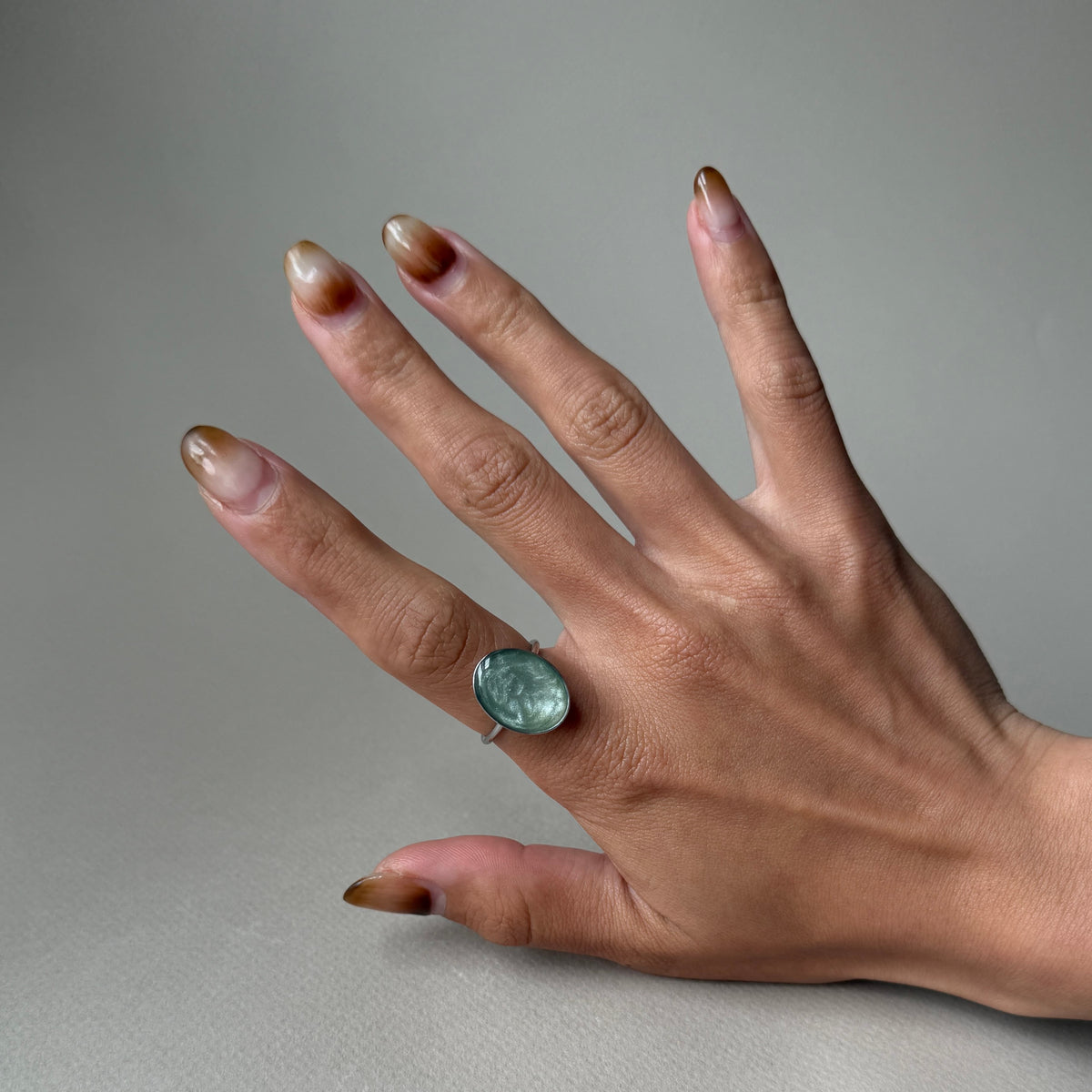 Grand Oval Adjustable Ring
