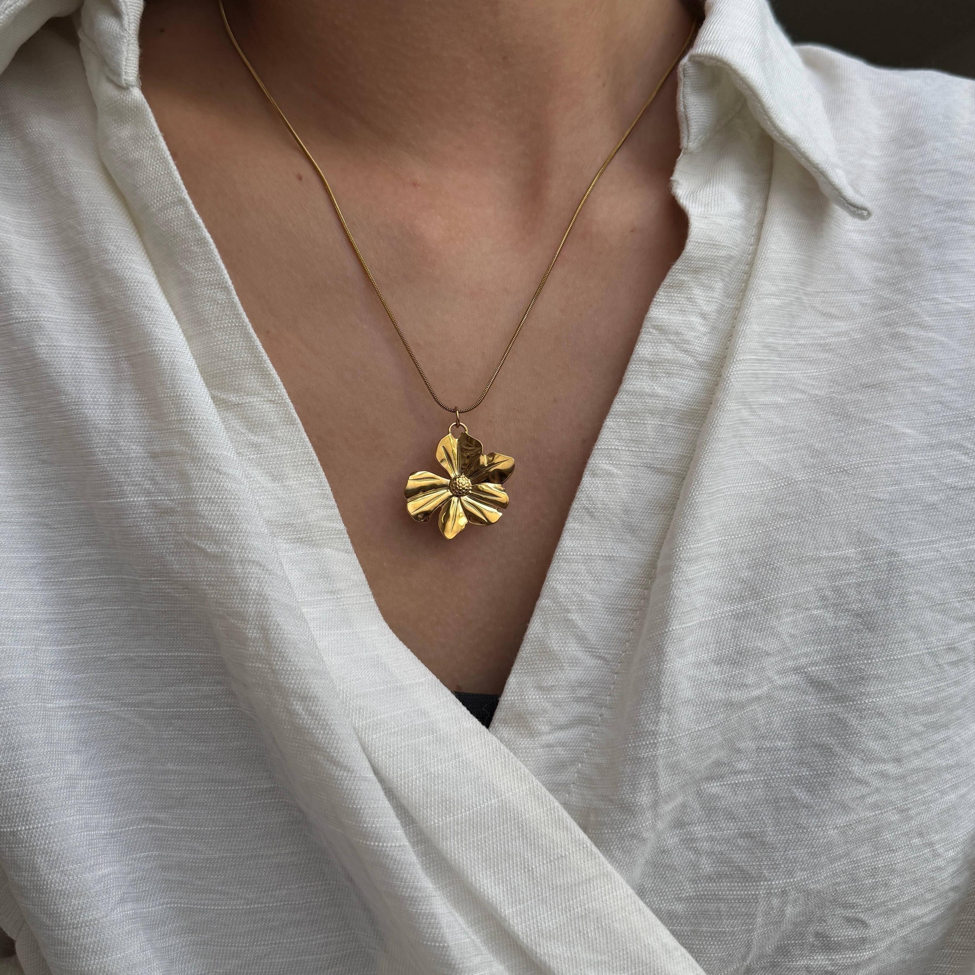 Bloom Necklace