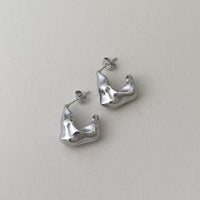 Molten Square Studs