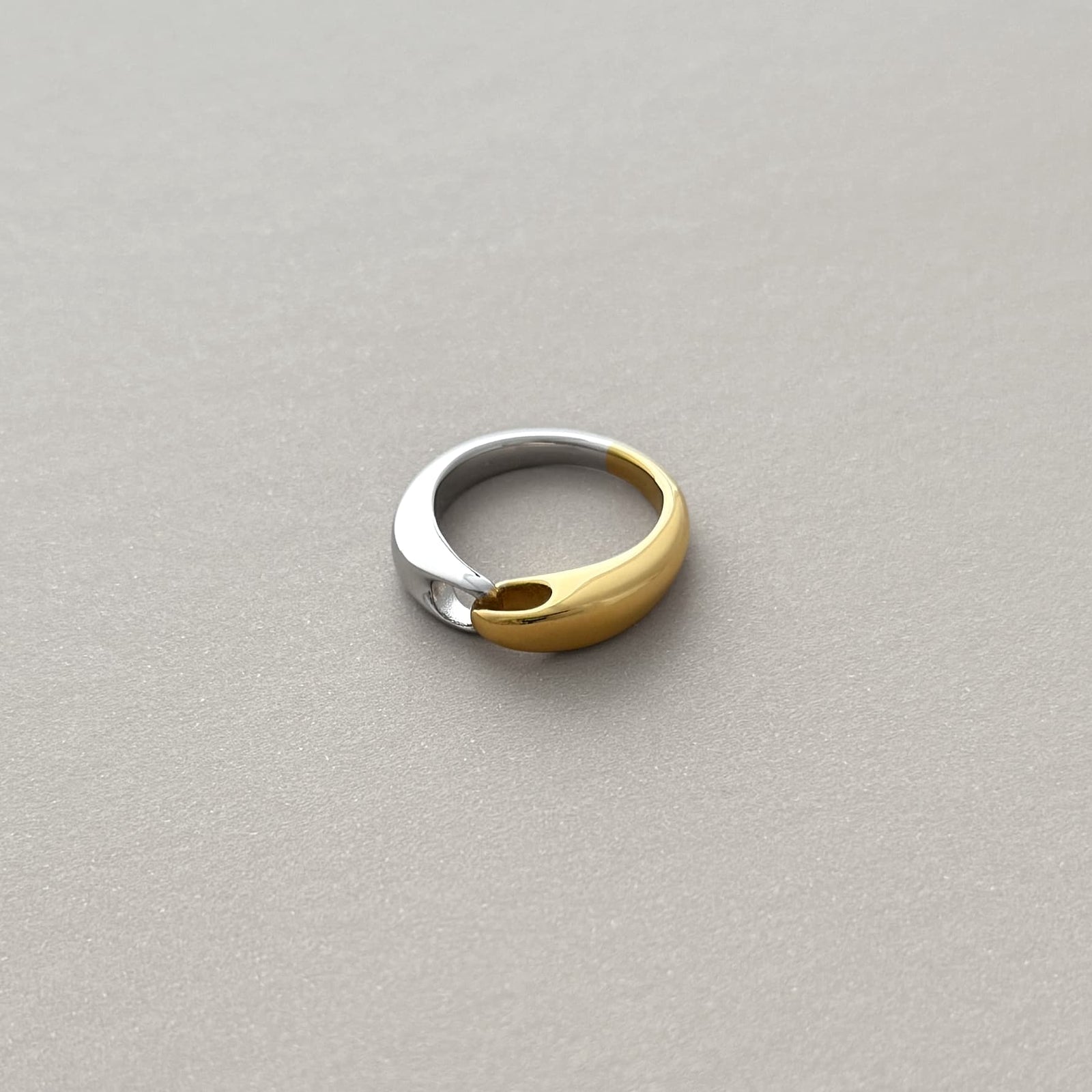 Two-Tone Ring