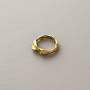 Aure Wave Ring