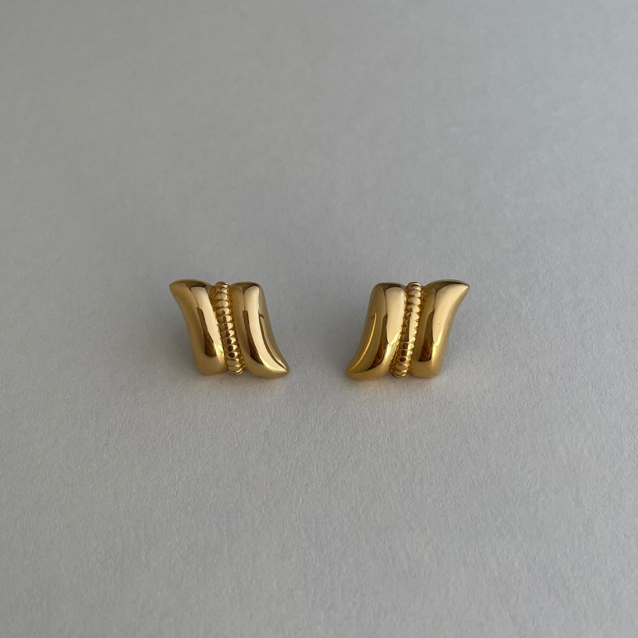 Vintage Wing Mini Studs