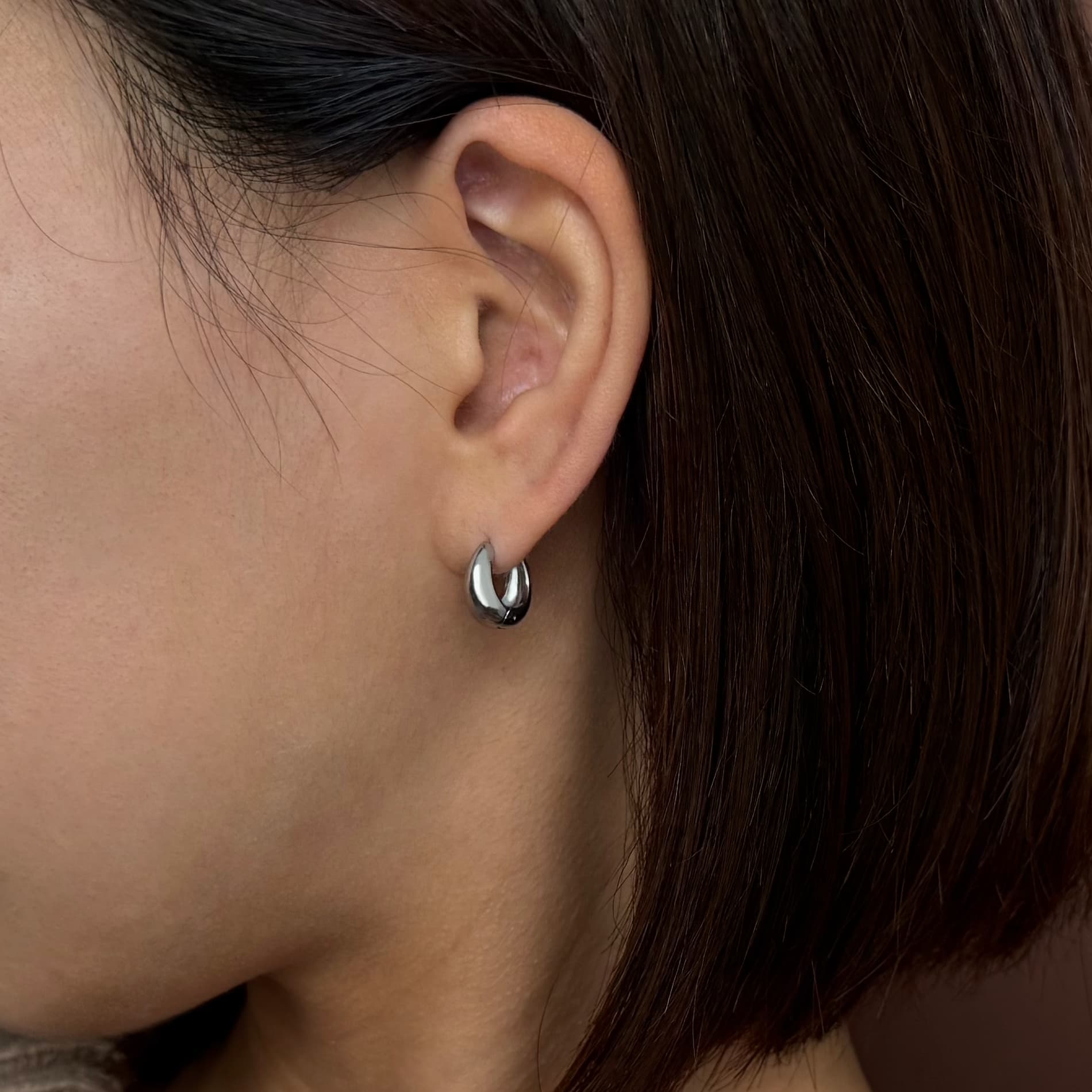 Chunky Petite Hoops