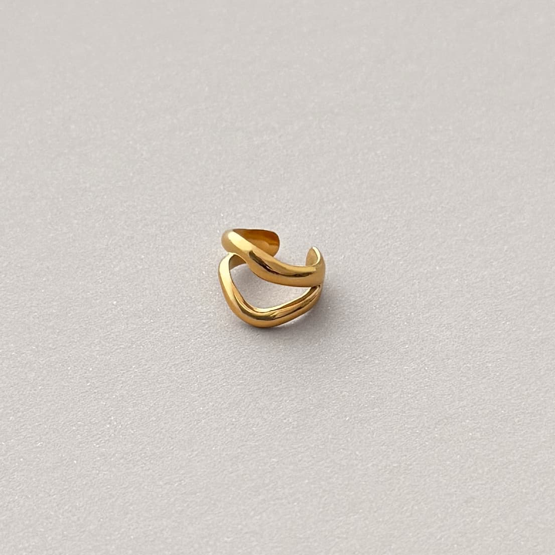 Wave Ear Cuff