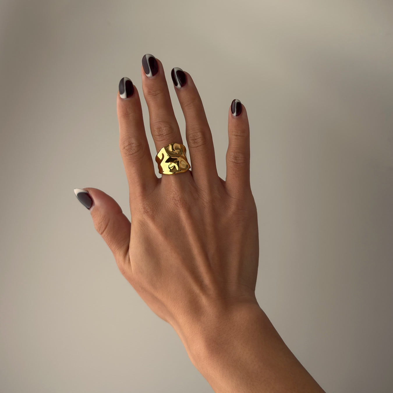 Fluid Wave Ring