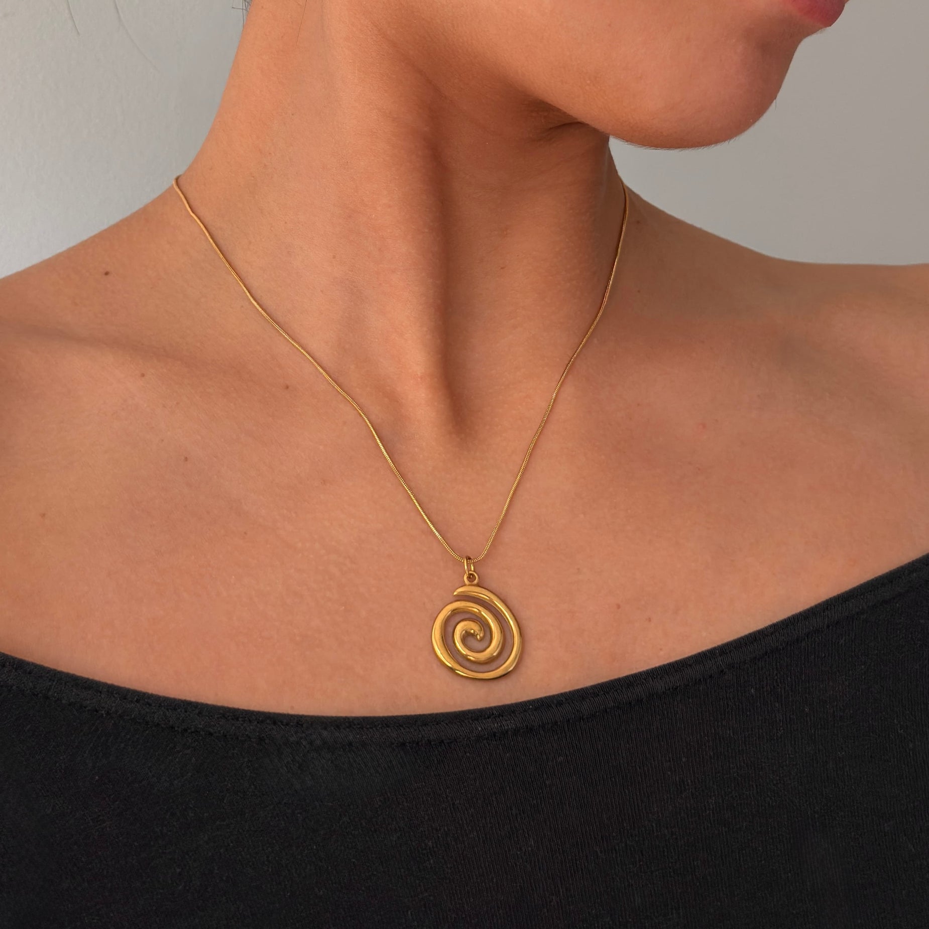 Swirl Necklace