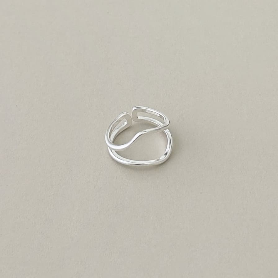 Wavy Lines Silver Ring